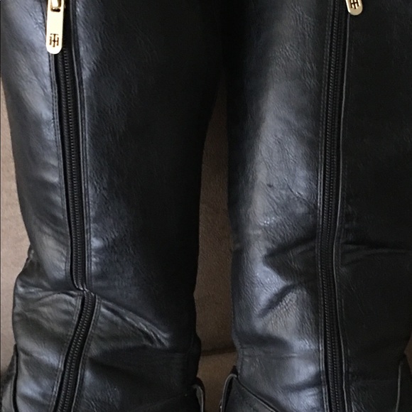 Boots - Picture 4 of 4